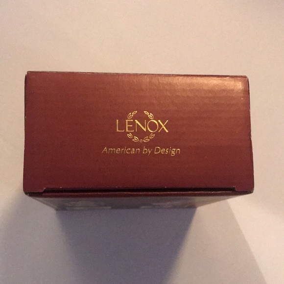 Lenox Salt and Pepper Shaker - toy soldiers - Picture 13 of 13